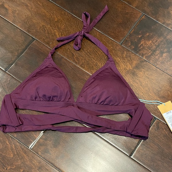 Kona Sol Other - Kona Sol bikini top Sz S NWT